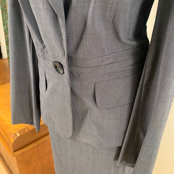 Style & Co. Sz 10/8 2-Piece Stretch Skirt Suit w/ Blazer Jacket Gray Glen Plaid - Picture 5 of 12